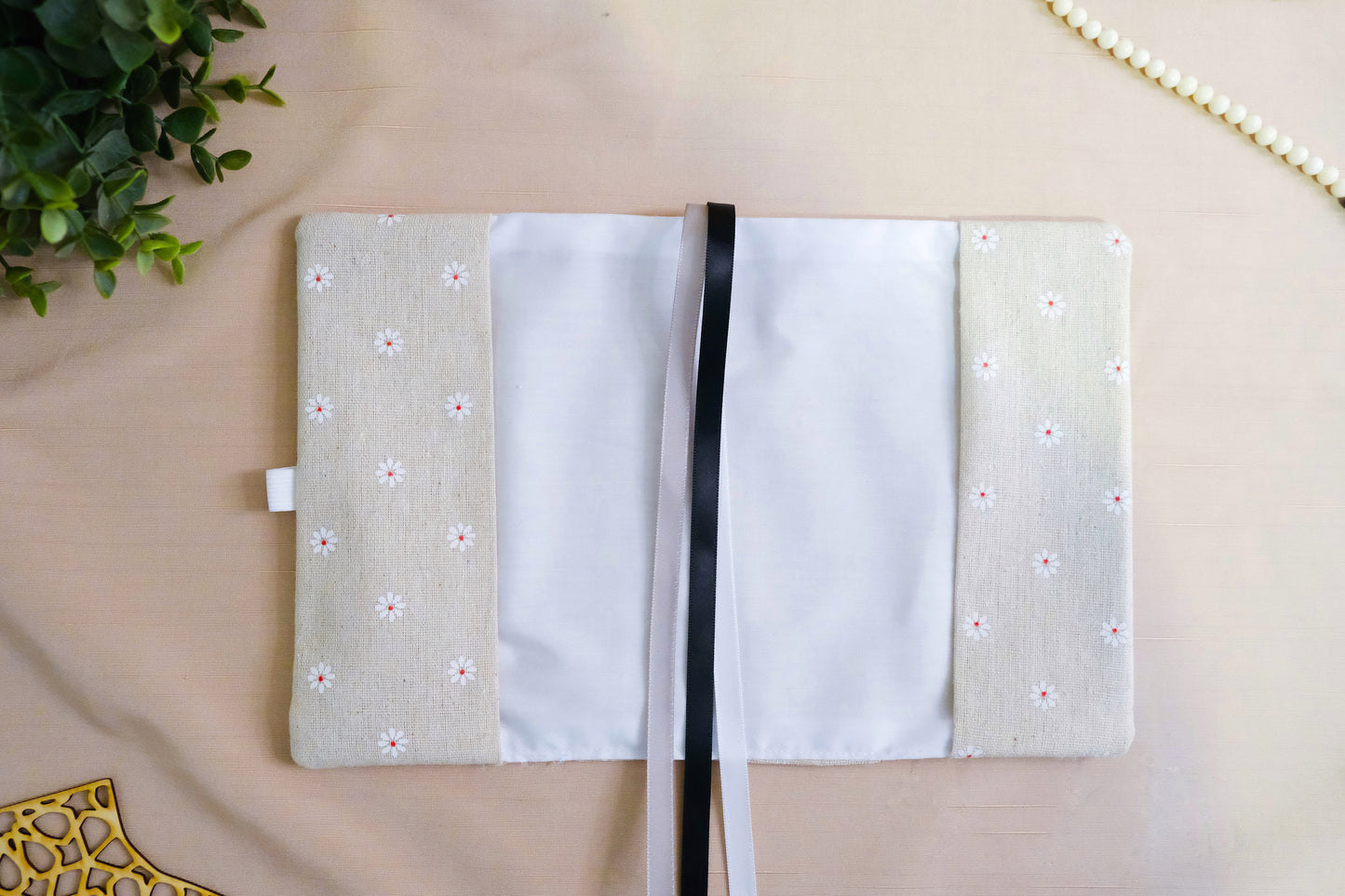 Beige Daisy Quran Cover - Limited Edition